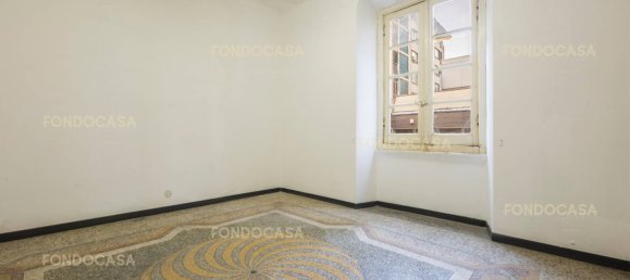 Estudio en Genoa, Italy No. 35825 13