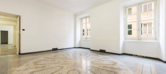 Estudio en Genoa, Italy No. 35825 10