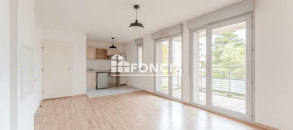 1 bedroom Apartment in Saint-Sebastien-sur-Loire, France No. 283655 3