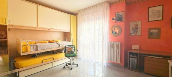 2 Schlafzimmer Wohnung in San Severo, Italy, Nr. 308005 10