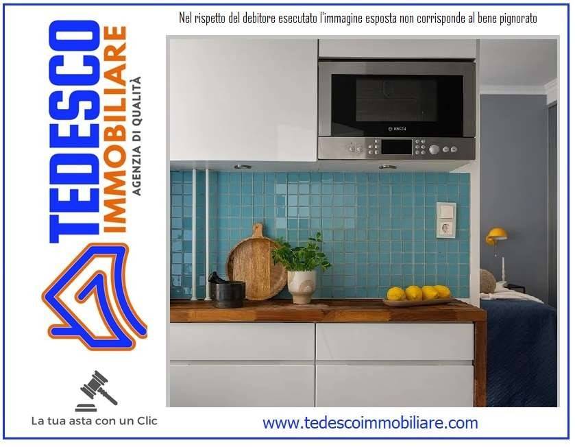 4 rooms Apartment in Solofra, Italy No. 263061