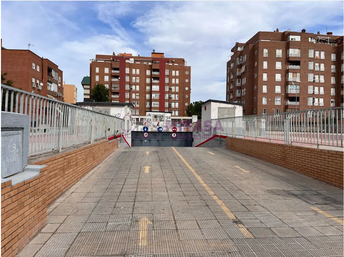 10m² Garage in Fuenlabrada, Spain No. 174031