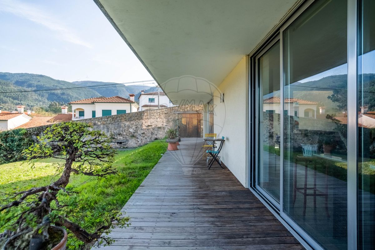 6 غرف نوم منزل في Miranda do Corvo, Portugal رقم 165311