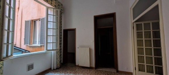 Квартира с 3 спальнями в Болонья, Италия № 11913 3