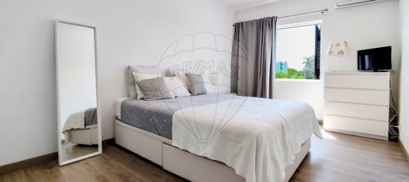  Castillos de 1 dormitorio en Quarteira, Portugal No. 85648 6