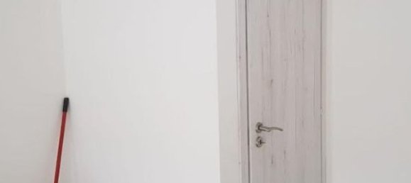 Propiedad comercial de 2 habitaciónes en Guidonia Montecelio, Italy No. 252055 2