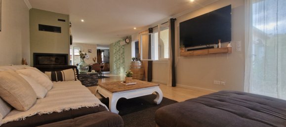 5 bedrooms Villa in Biguglia, France No. 43552 12