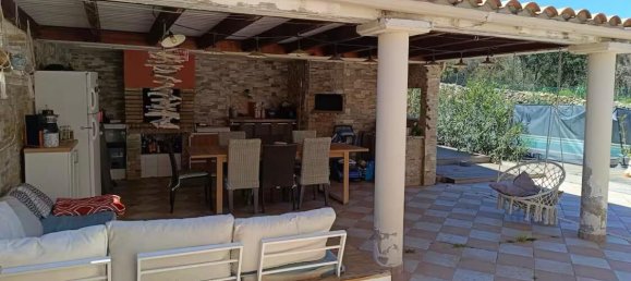 5 bedrooms Villa in Biguglia, France No. 43552 6