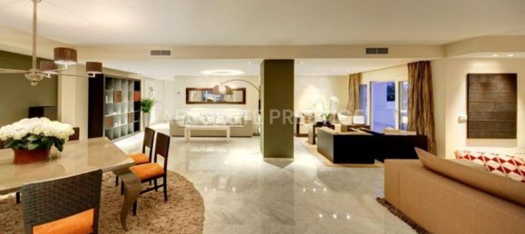 3 bedrooms Penthouse in Marbella, Spain No. 21681 3