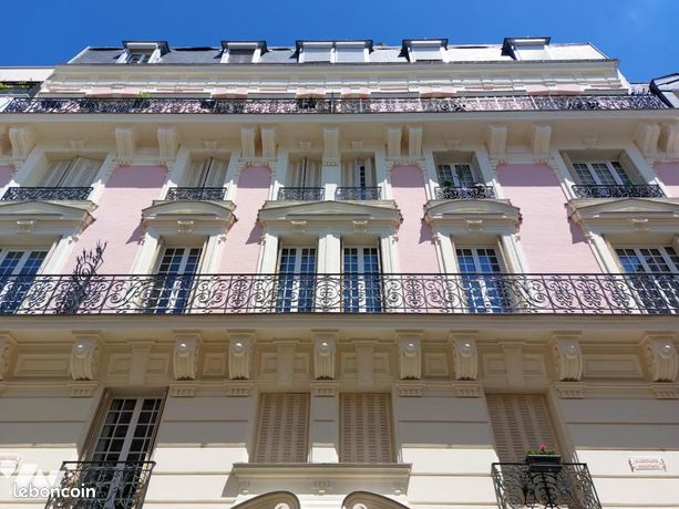 2 bedrooms Apartment in Bois-Colombes, France No. 310512