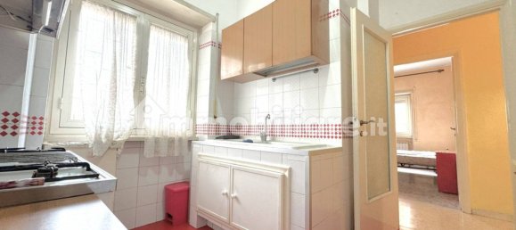 2 bedrooms Apartment in Rome, Italy No. 343370 21