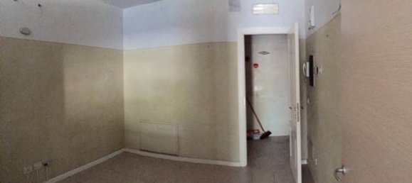 2 rooms Commercial property in Concesio, Italy No. 314896 2