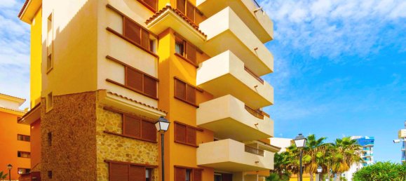 3 bedrooms Apartment in Punta Prima, Spain No. 9842 22