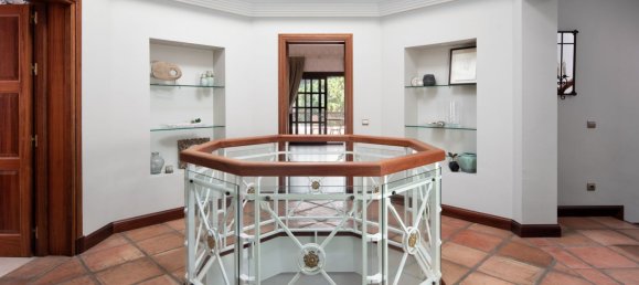 6 bedrooms House in Marbella, Spain No. 136507 21