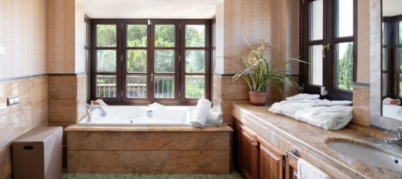 6 bedrooms House in Marbella, Spain No. 136507 24