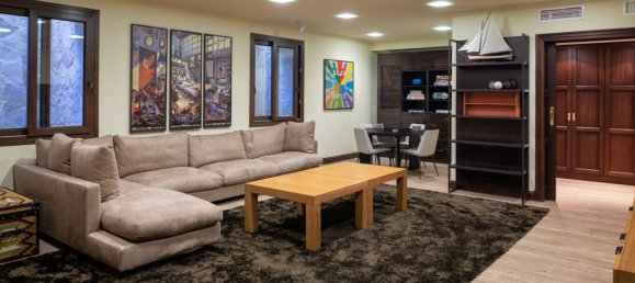 6 bedrooms House in Marbella, Spain No. 136507 19