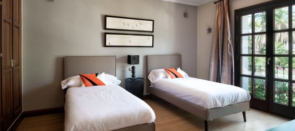 6 bedrooms House in Marbella, Spain No. 136507 13