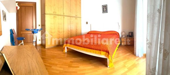 2 Schlafzimmer Wohnung in Rome, Italy, Nr. 138144 11