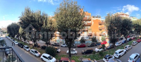 2 Schlafzimmer Wohnung in Rome, Italy, Nr. 138144 2