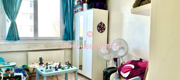 3 Schlafzimmer Wohnung in Beynes, France, Nr. 114428 12