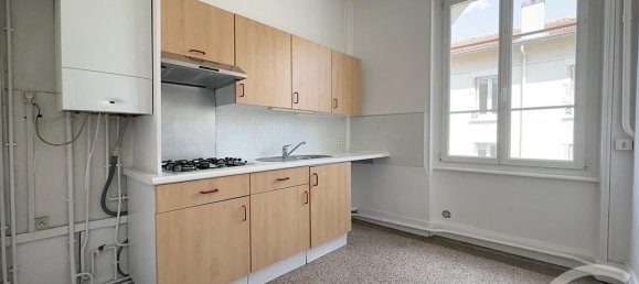 2 bedrooms Apartment in Nancy, France No. 267065 4