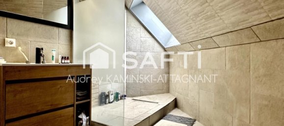 3 bedrooms House in Grisy-les-Platres, France No. 331596 10