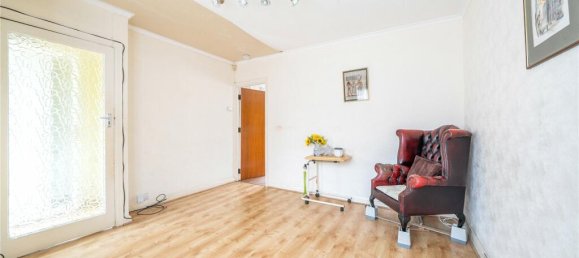 3 bedrooms House in Harrow, United Kingdom No. 12214 9