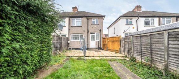 3 bedrooms House in Harrow, United Kingdom No. 12214 20