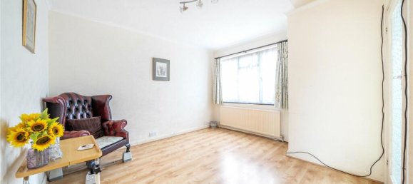 3 bedrooms House in Harrow, United Kingdom No. 12214 4