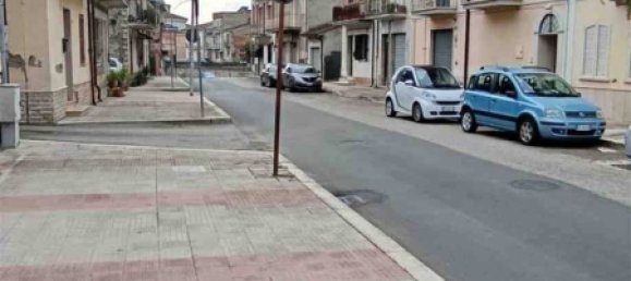 3 Schlafzimmer Villa in Pontecorvo, Italy, Nr. 145411 11