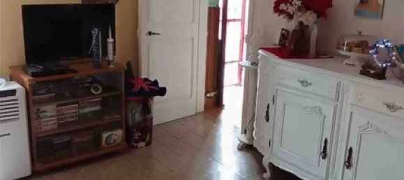 3 Schlafzimmer Villa in Pontecorvo, Italy, Nr. 145411 2