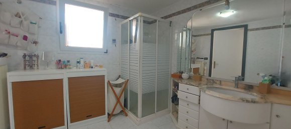 Дом с 7 комнатами в Melendugno, Италия № 309063 24