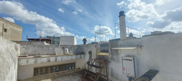 Дом с 7 комнатами в Melendugno, Италия № 309063 36