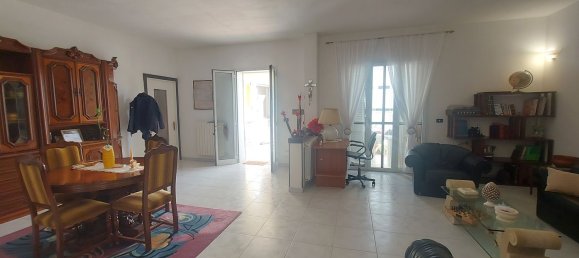 Дом с 7 комнатами в Melendugno, Италия № 309063 14