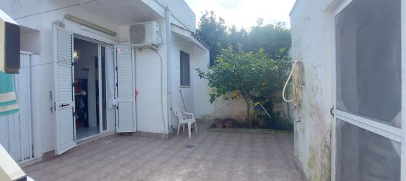 Дом с 7 комнатами в Melendugno, Италия № 309063 31