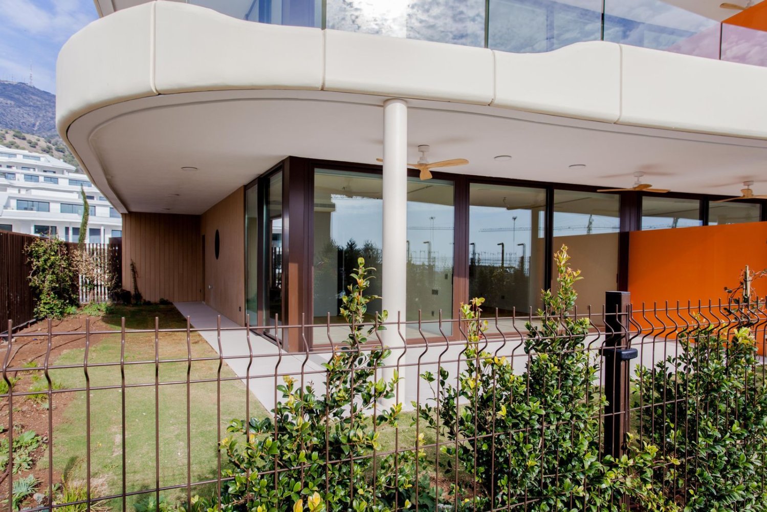 2 bedrooms Apartment in Fuengirola, Spain No. 142295