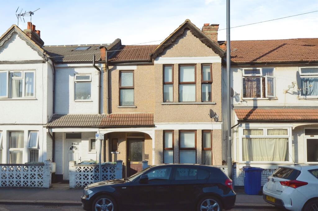 3 Schlafzimmer Haus in Harrow, United Kingdom, Nr. 6328