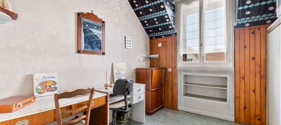 4 bedrooms House in Saint-Germain-en-Laye, France No. 168868 7