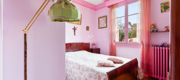 4 bedrooms House in Saint-Germain-en-Laye, France No. 168868 9