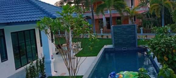 4 bedrooms Cafe / restaurant in Pattaya, Thailand No. 5385 2