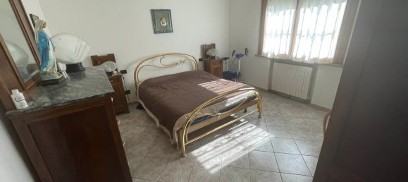 Вилла с 10 комнатами в Комаккьо, Италия № 70147 10