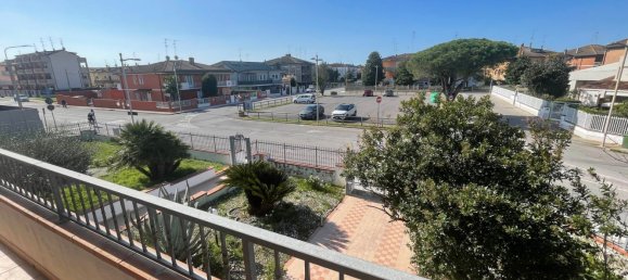 Вилла с 10 комнатами в Комаккьо, Италия № 70147 40