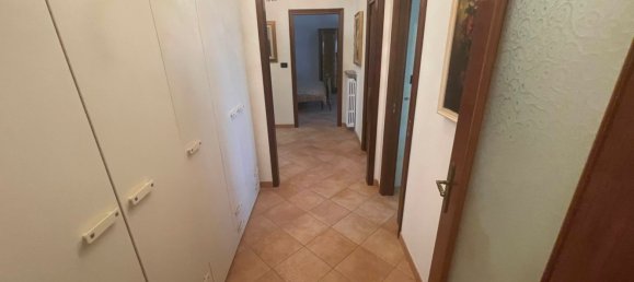 Вилла с 10 комнатами в Комаккьо, Италия № 70147 25