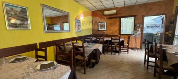 4 rooms Commercial property in Novara, Italy No. 84026 10