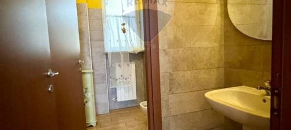 4 rooms Commercial property in Novara, Italy No. 84026 6