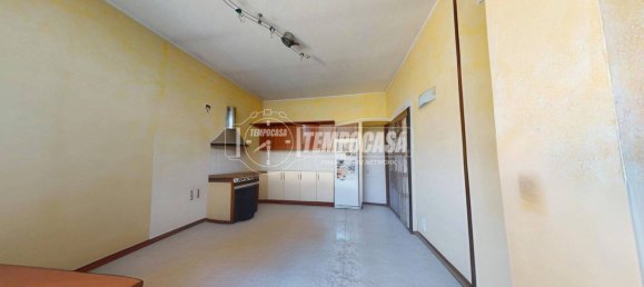 1 bedroom Apartment in Volpiano, Italy No. 278958 5