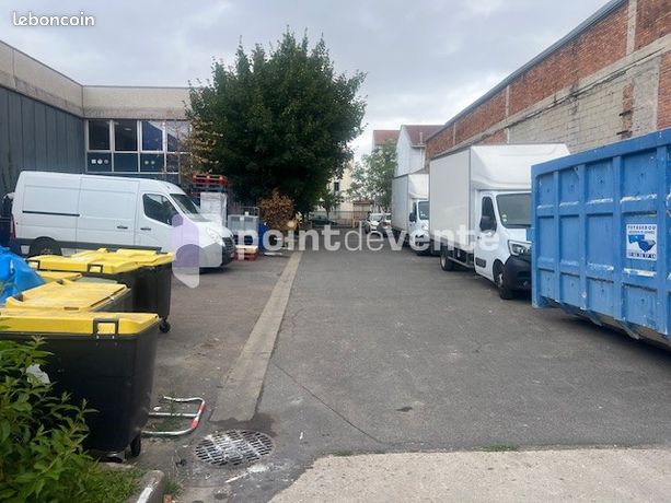 Коммерческая недвижимость 383м² в Аржантёй, Франция № 301139