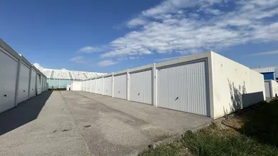 Гараж в Хёршинг, Австрия № 65311