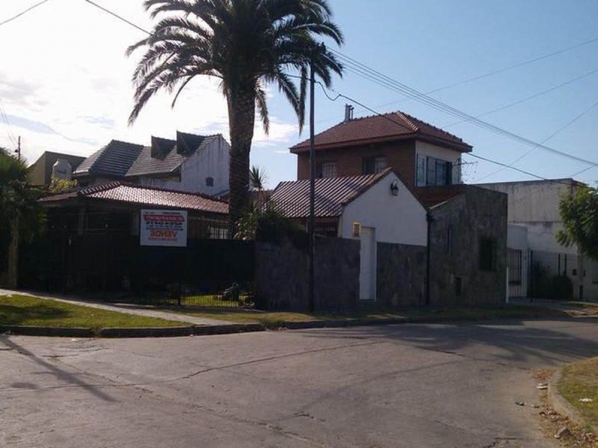 3 غرف نوم منزل في Quilmes, Argentina رقم 62001