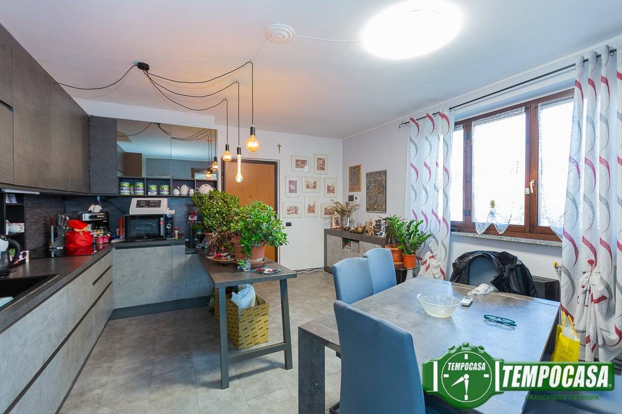 3 bedrooms Apartment in Pandino, Italy No. 141543